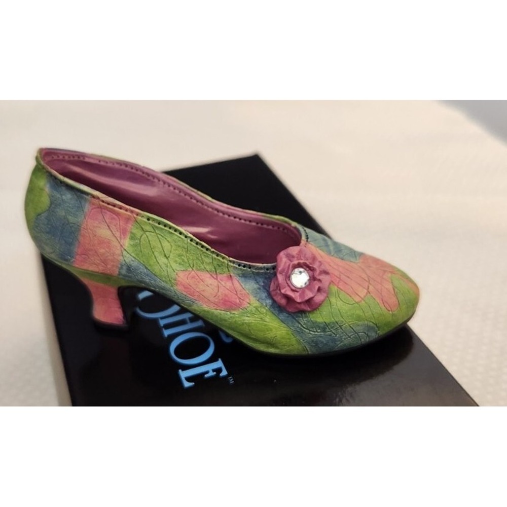 Just the Right Shoe by Raine- Rose Court -#25009 No‎ COA 1998 With Box - Picture 2 of 9